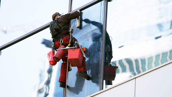 Nettoyage vitrerie industrielle Grasse